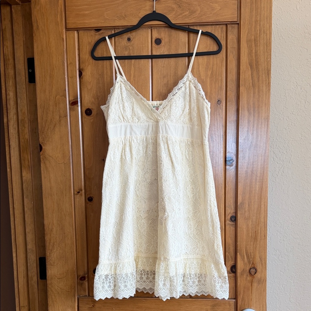 Flying Tomato Cream Lace Mini Dress